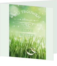 Botanische trouwkaarten - trouwkaart ringen in gras groentint