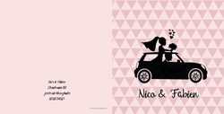 trouwkaart met stelletje in auto en driehoekjes roze Achterkant/Voorkant